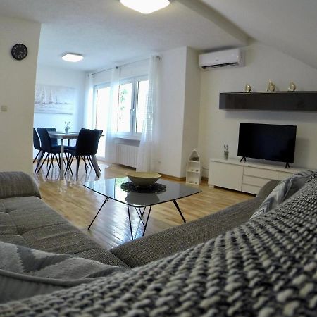 Holiday Apartment Lavanda Jesenice  Exterior foto